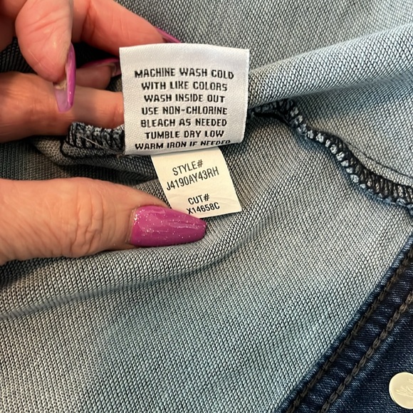 Denim jean jacket - Picture 11 of 13